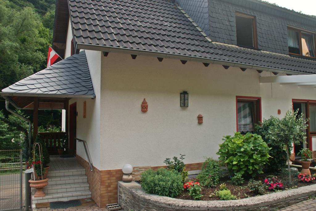 Pension Belzer Boppard Buitenkant foto